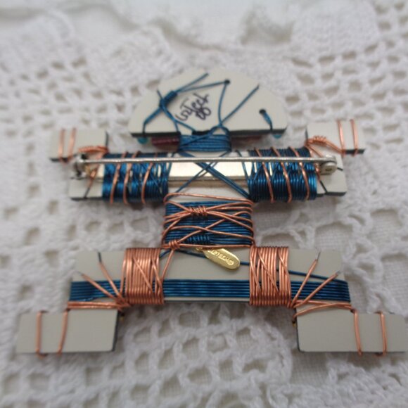 LIZTECH 2000 Tolima / Panche BroochArtisan Pin - Picture 5 of 6